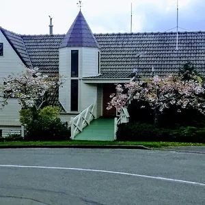 Bed & Breakfast Turret House 