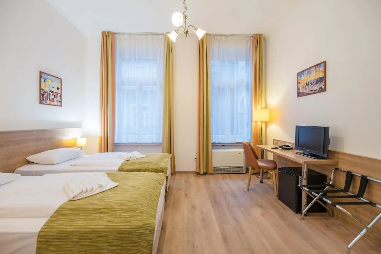 Baross City Hotel - Budapest