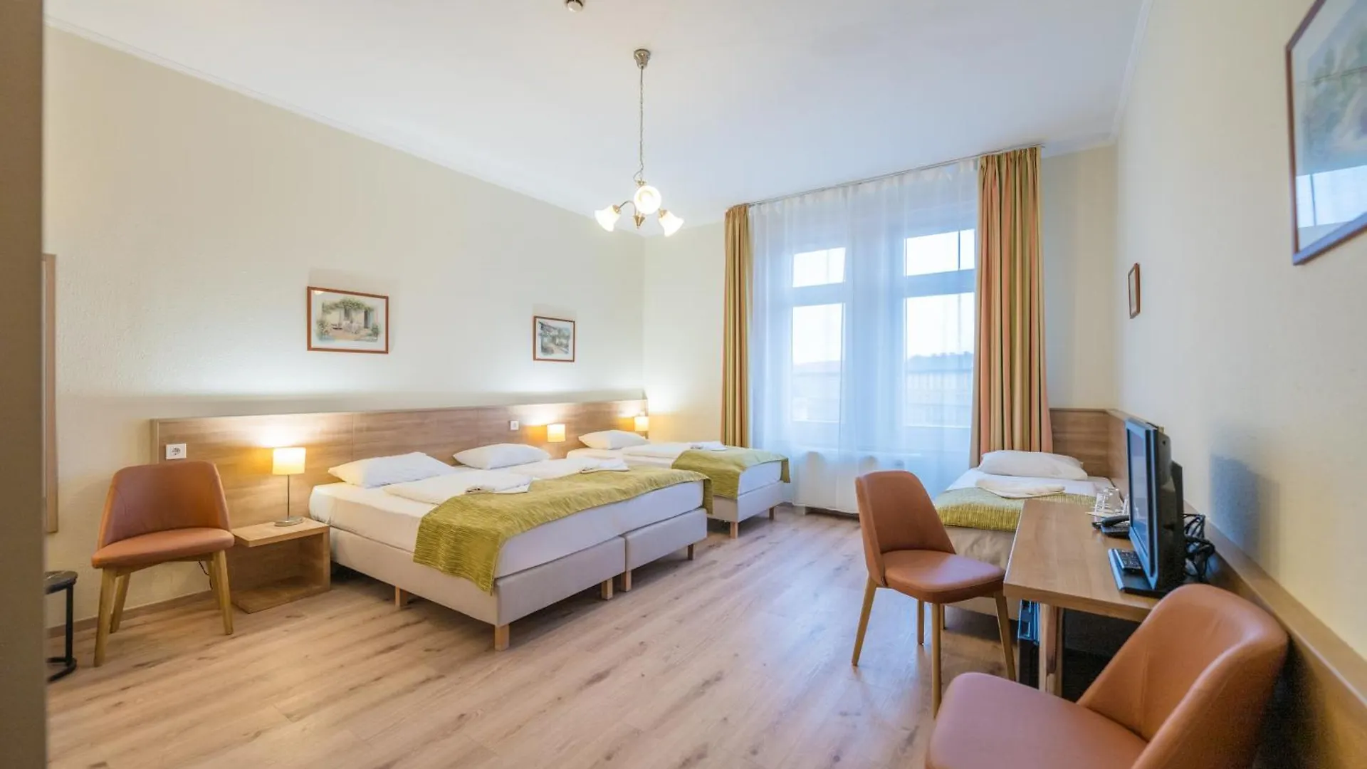 Baross City Hotel - Budapest