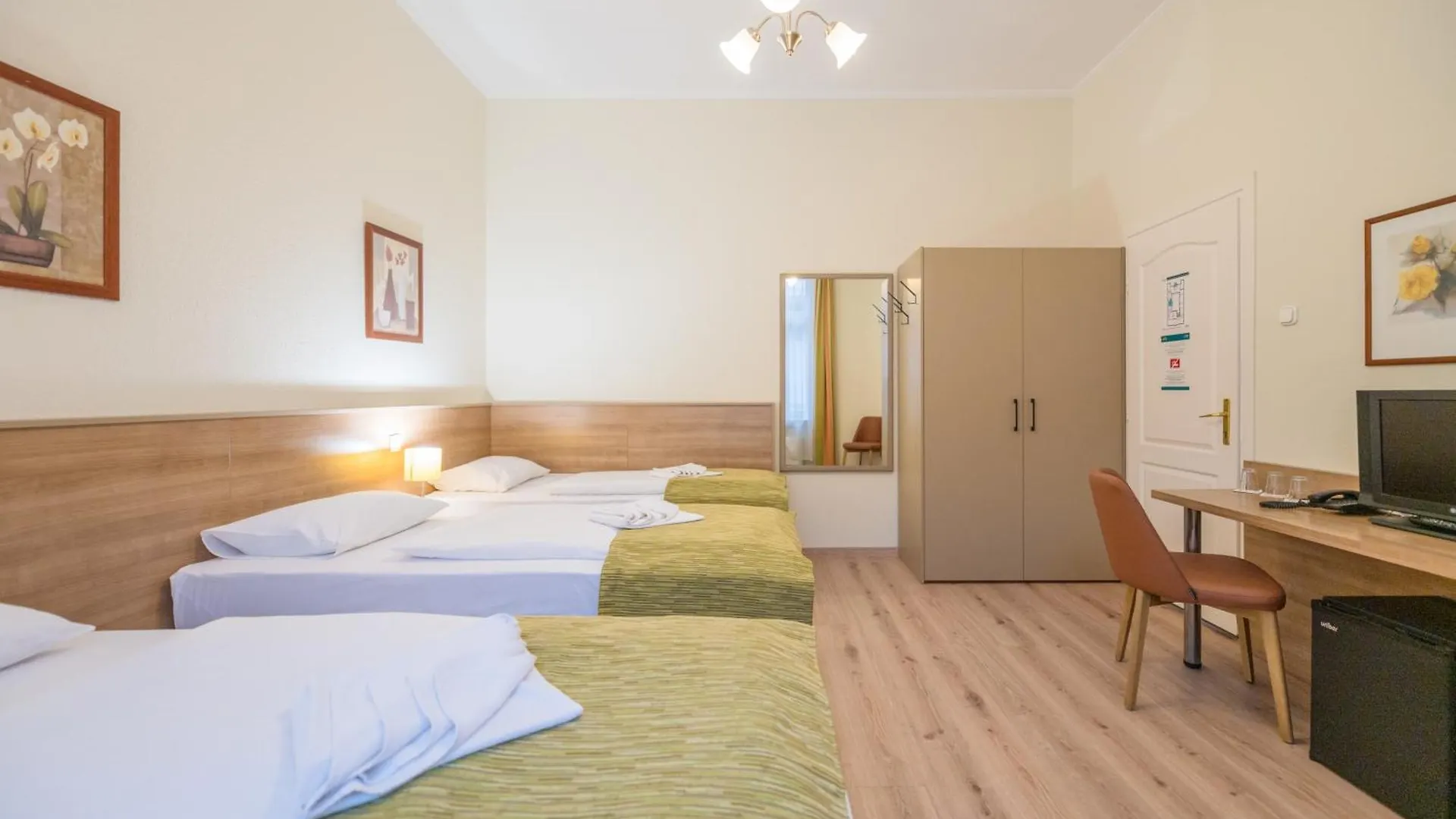 Baross City Hotel - Budapest