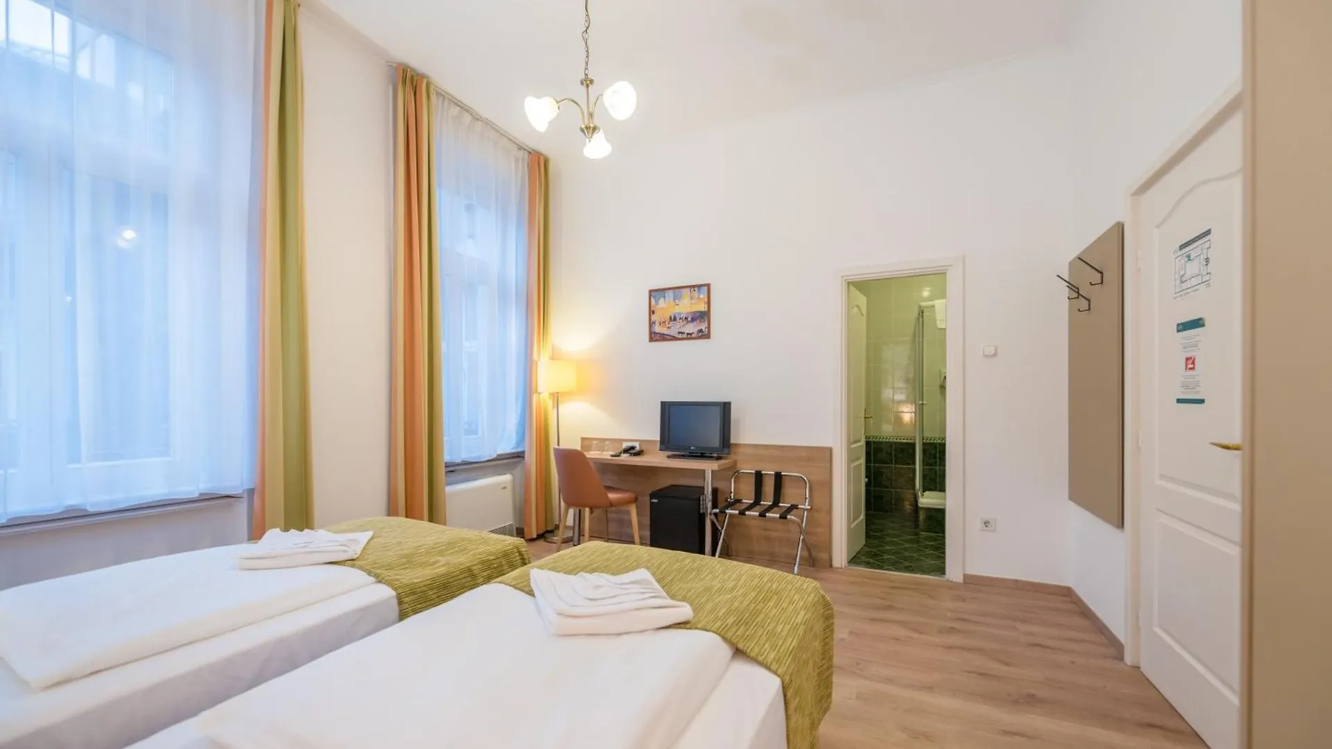 Baross City Hotel - Budapeste