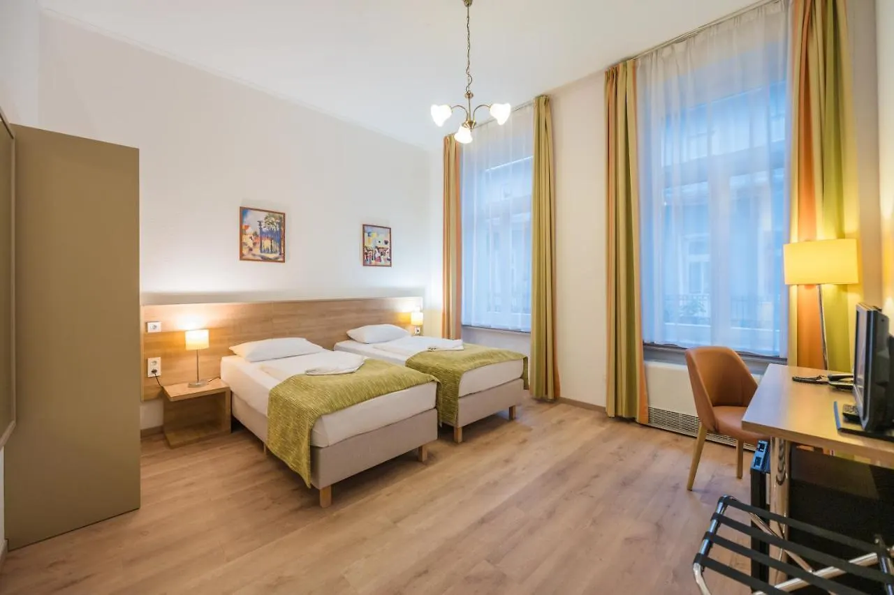 Baross City Hotel - Budapeste